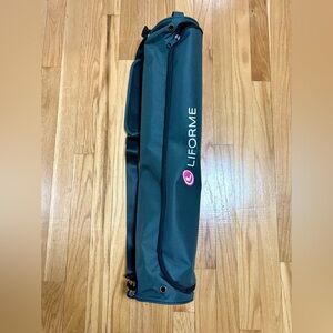 Liforme Yoga Mat Bag with Shoulder Strap – Steel Grey/Black – Like New